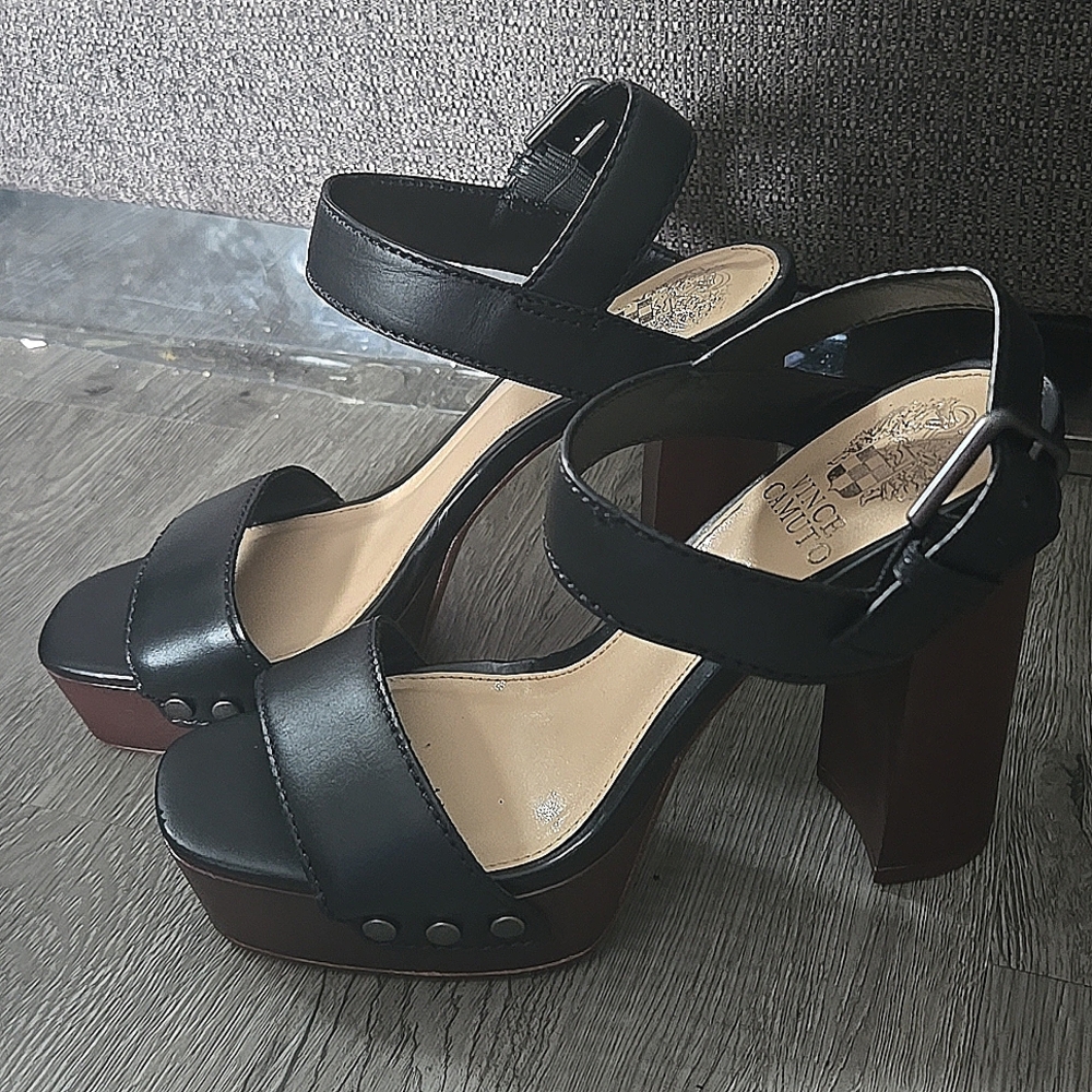 Vince Camuto Lethalia Black Platform Sandal Size 6 NWOB